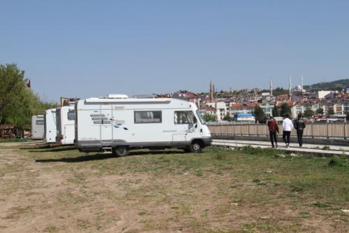 Gnbatmn zlemek in Karavanlaryla Beyehire Geliyorlar 